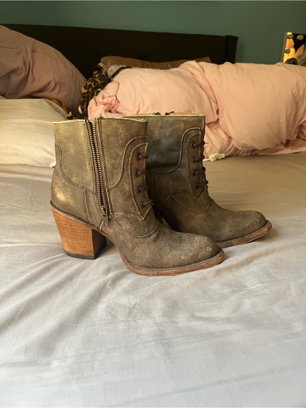 Size 9 Circle G Brown Distressed Lace-Up & Zip Heeled Ankle Boots